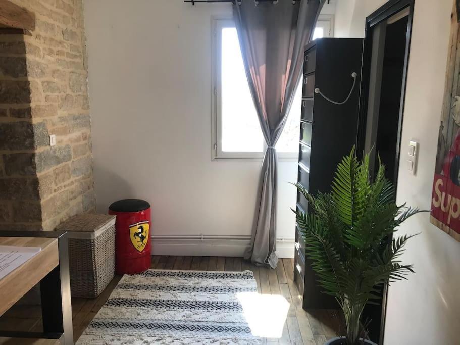 L'Atypique Apartment Dijon Luaran gambar
